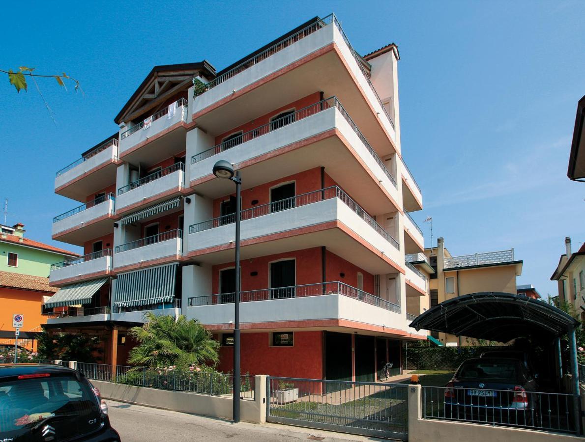 Maestrale Canova Apartments Caorle Esterno foto